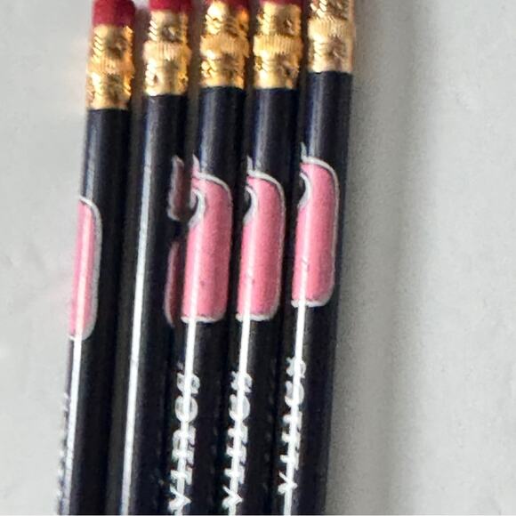 Vineyard Vines Writing Pencil Five Pack Logo Design - Picture 7 of 10
